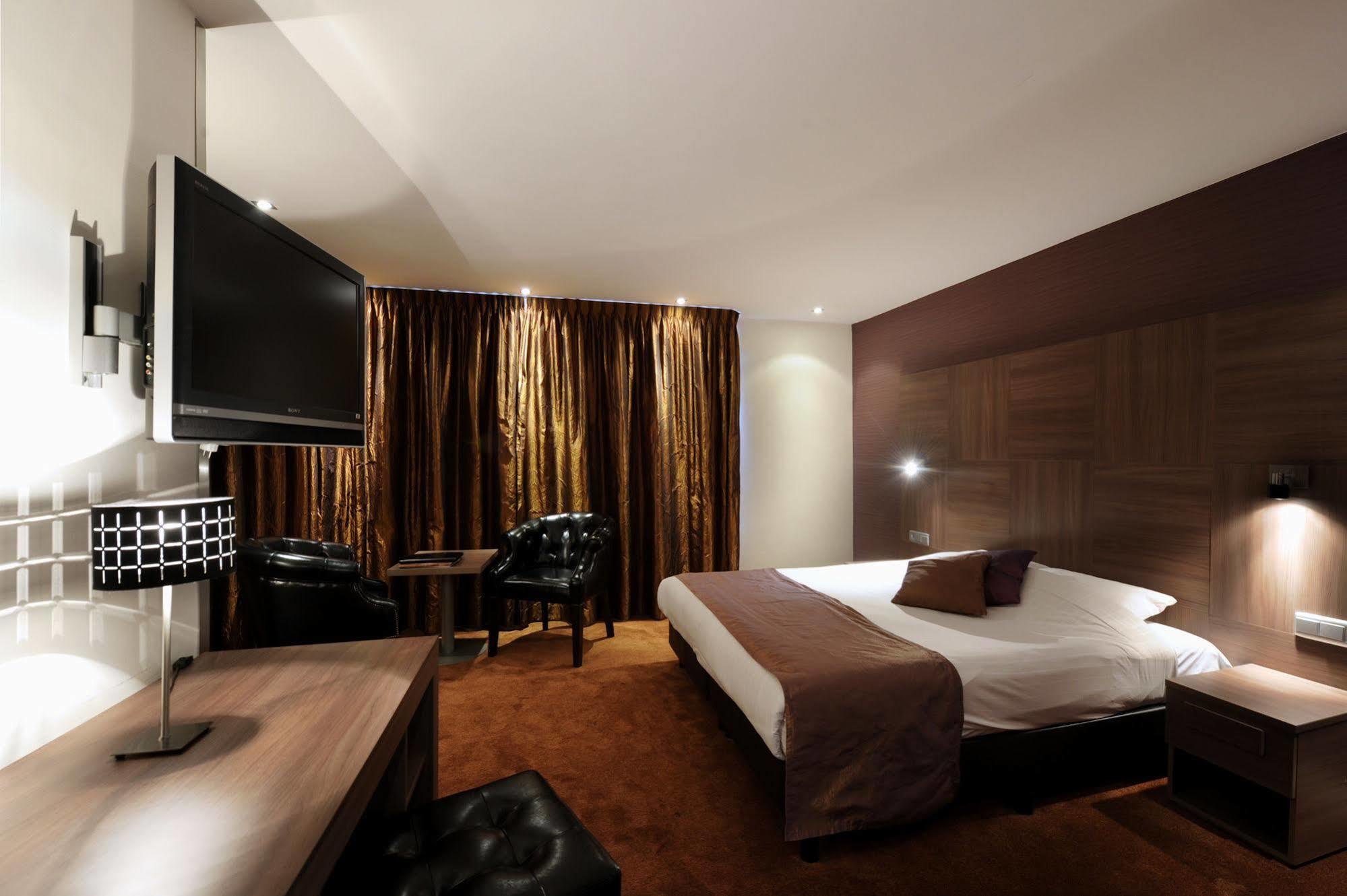 Van Der Valk Hotel Hardegarijp - Leeuwarden 외부 사진
