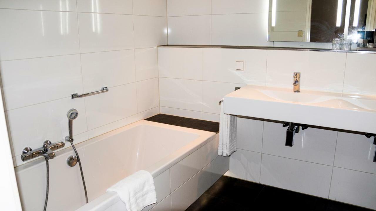 Van Der Valk Hotel Hardegarijp - Leeuwarden 외부 사진